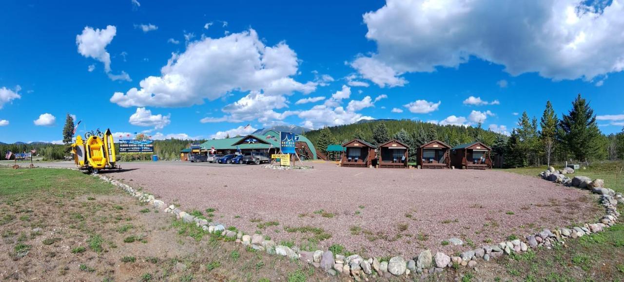 Sky Eco - Glacier General Store And Cabins Coram Eksteriør billede